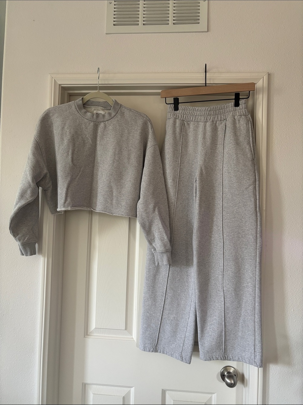 MATE The Label Front Seam Sweatpant + Vintage Crop Sweatshirt